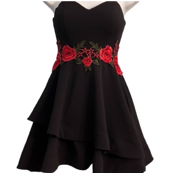 Holiday Party Dress strapless with floral embroidery Argentina Spanish Inspired - Picture 2 of 3